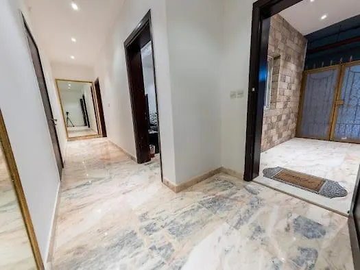 شقق فاخرة في برج المسارات Jeddah 0*,